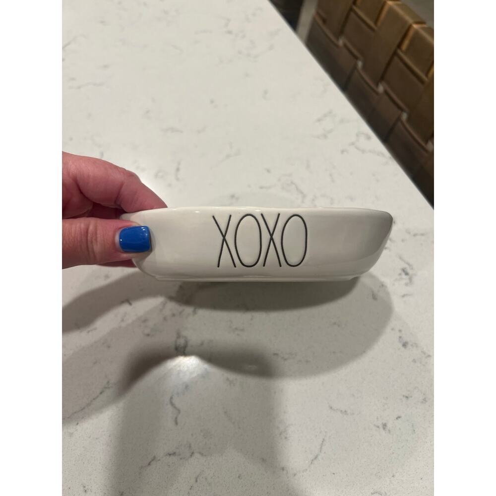 Rae Dunn XOXO Cat Dish